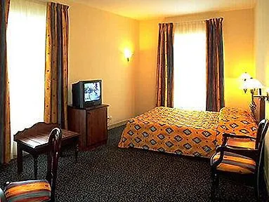 Hotel Mercure Montauban Fransa