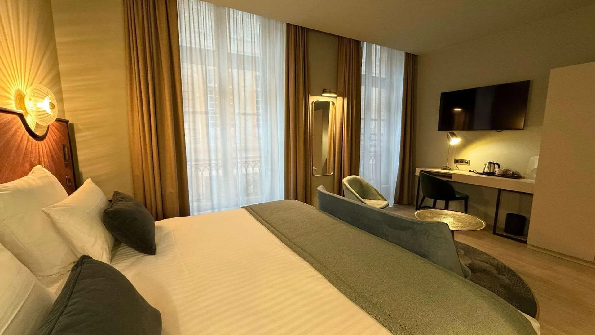 ****  Hotel Mercure Montauban Francia